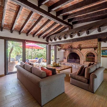 Increible Cuarto, Hostal Sobre El Centro De Valle Valle de Bravo Exterior foto